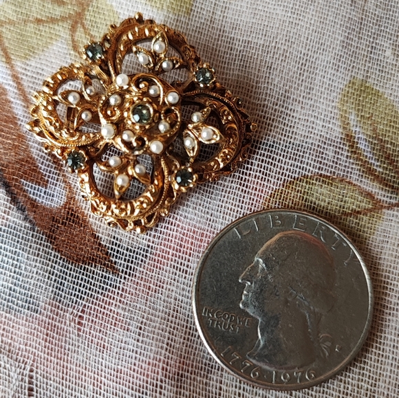 ART Arthur Pepper Signed Gold Tone Vintage Brooch Seed Pearls and Smoke Stones - Picture 6 of 6